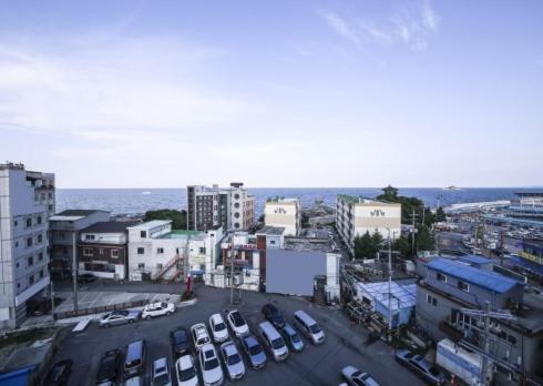 Lighthouse Beach Motel Sokcho Exterior photo